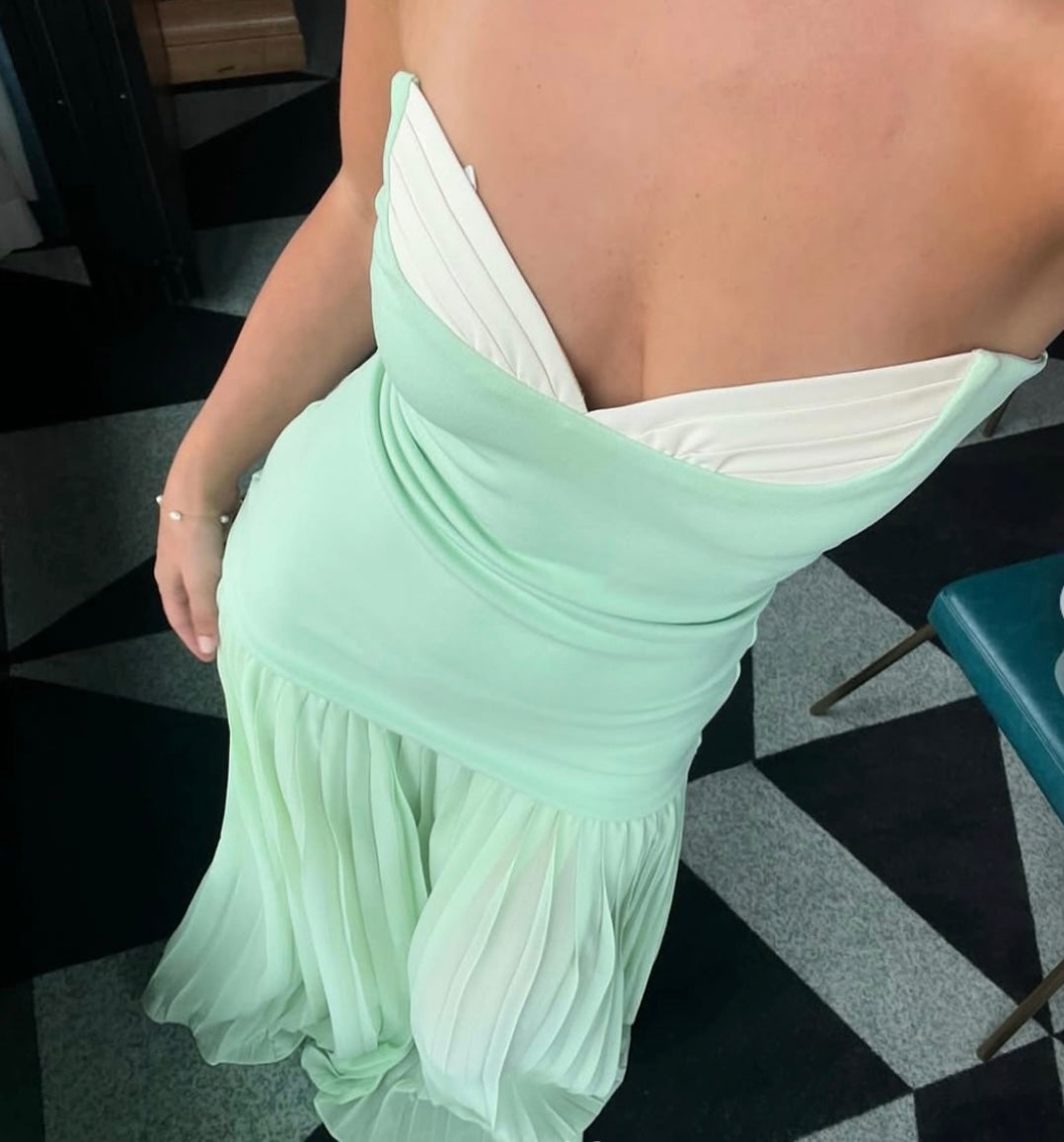 She Is Olla Nicolette Dress
