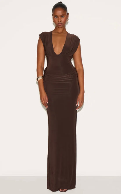 Pretty Little Thing Plunge Maxi