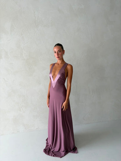 Ance Gria Rosa Gown