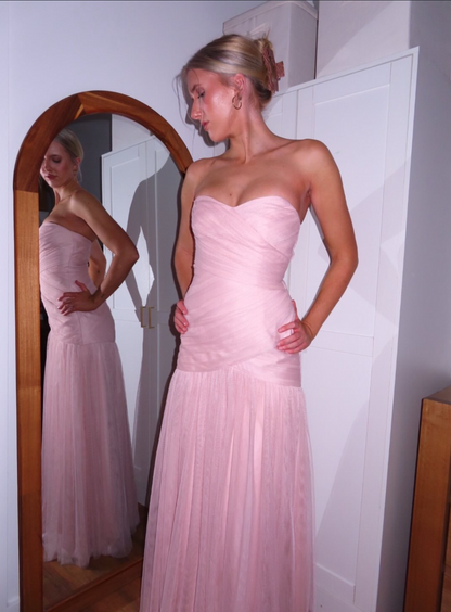 SALE - Vintage Vera Wang Amara Gown