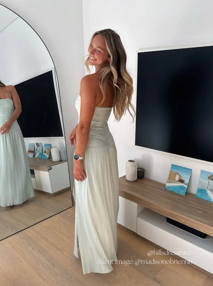 Manning Cartell Royal Debut Dress