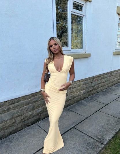 Pretty Little Thing Plunge Maxi