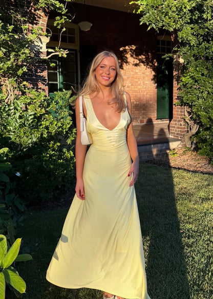 Ance Gria Rosa Gown